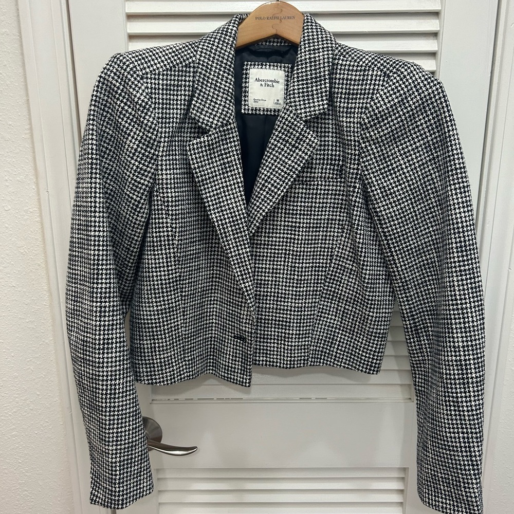 Cropped Blazer by Abercrombie